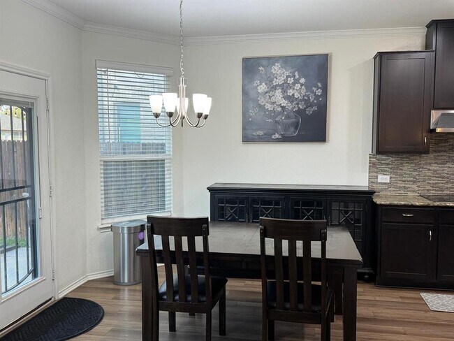 Building Photo - 505 Weizenbock Ln