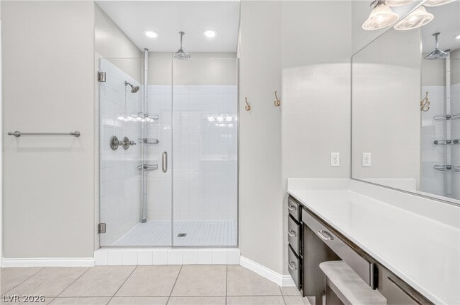 Building Photo - 2852 Josephine Dr