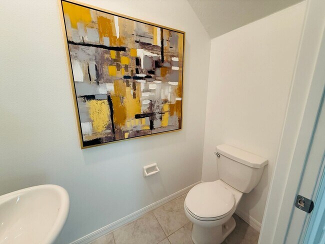 Building Photo - Townhouse in Land O' Lakes - The Townes at Lake Thomas