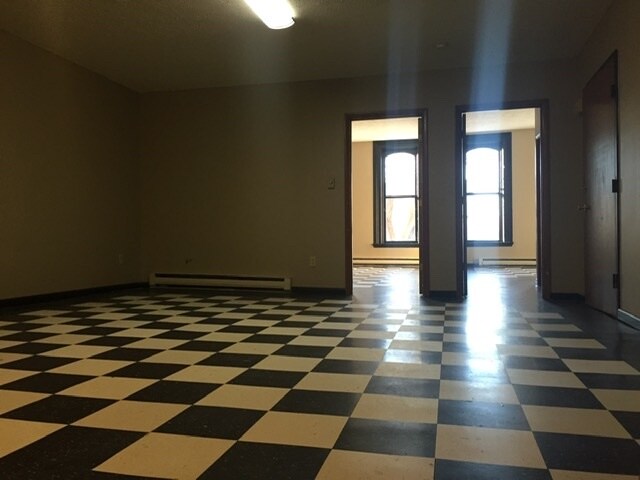 Building Photo - 57 Main St S