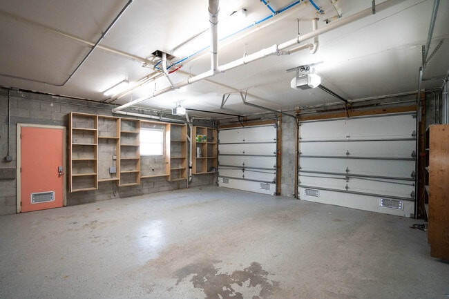 Building Photo - 113-112 12th Ave