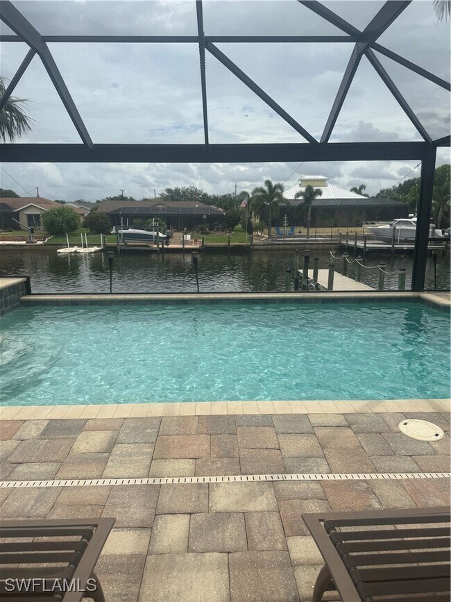 Building Photo - 1113 SE 20th Ct