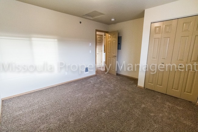 Building Photo - 3810 Mullan Rd