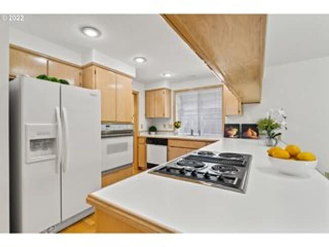 Building Photo - Single Level in Desirable Tigard Neighborhood