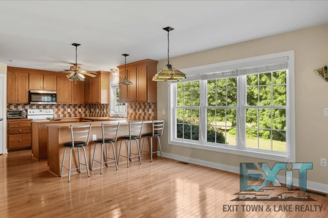 Building Photo - Pristine 3 Bedroom 2 Bath Home in Tanglewo...