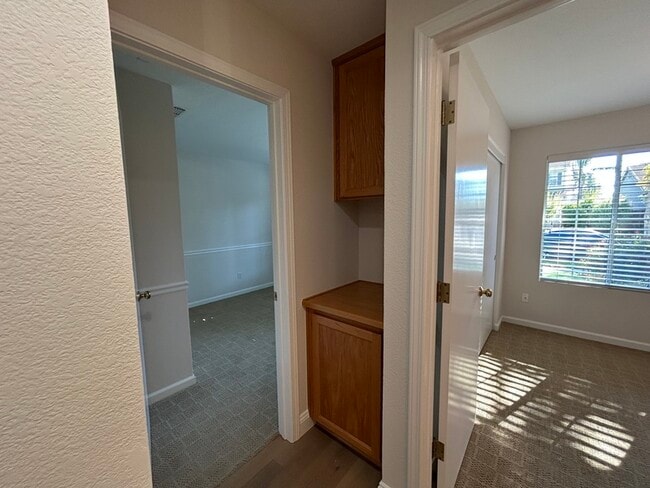 Building Photo - 248 Summer Grove Cir