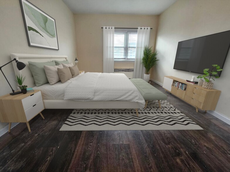 D2 Bedroom - 319 E Broadway