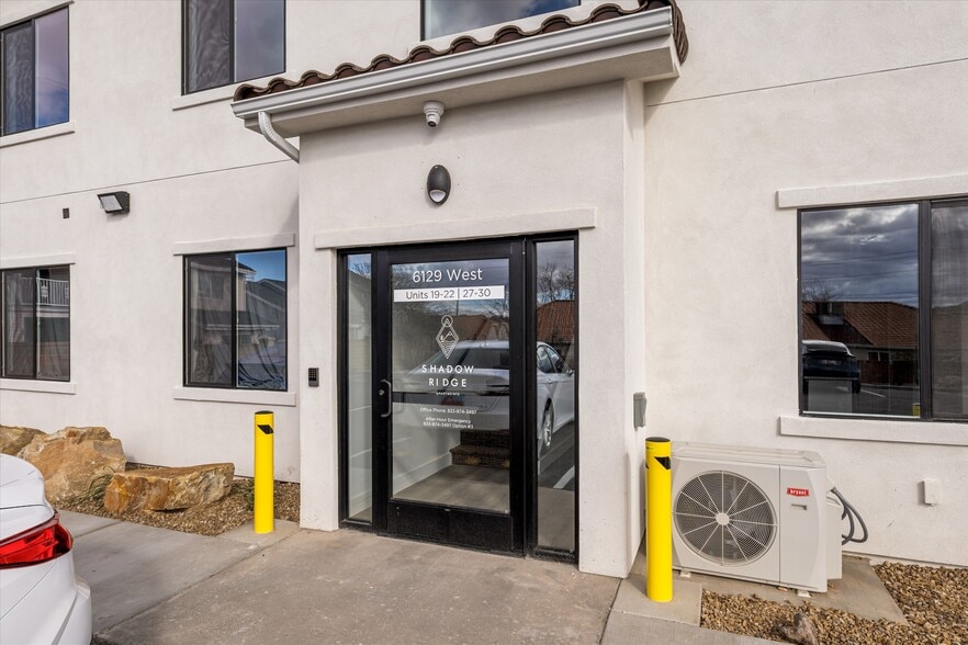 Building Photo - 6129 W 100 S