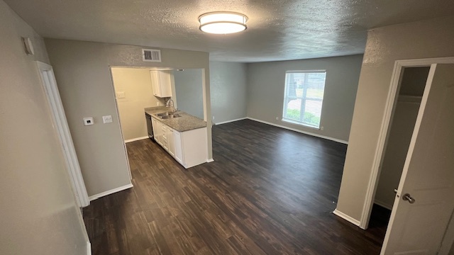 Dining/ Living Room - Fleetwood Apartments