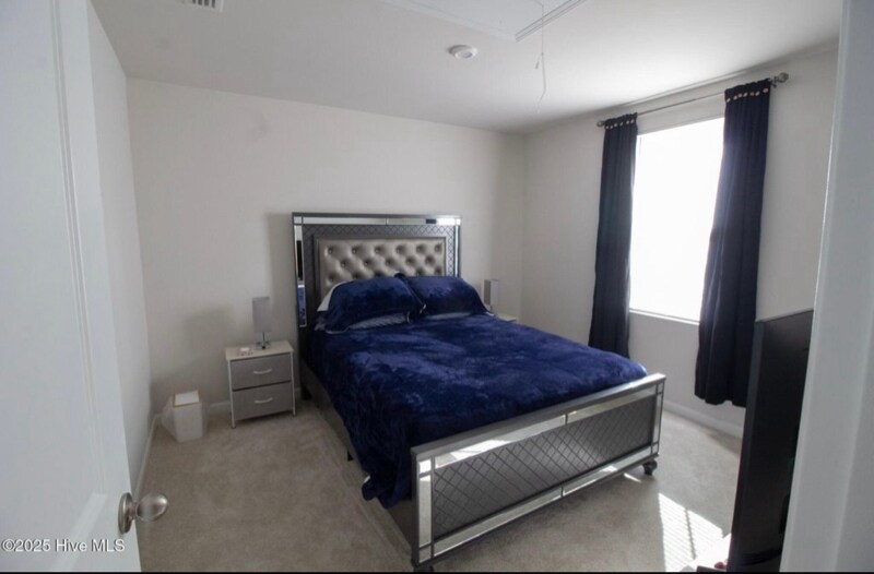 Building Photo - 8950 Shallow Crk Trl