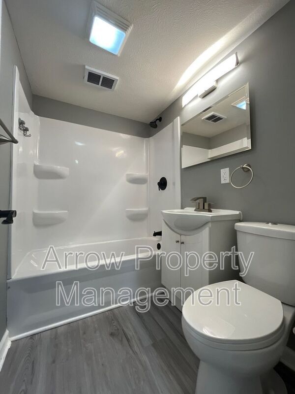 Building Photo - 2515 W Street