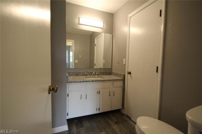 Building Photo - 300 Northland Dr