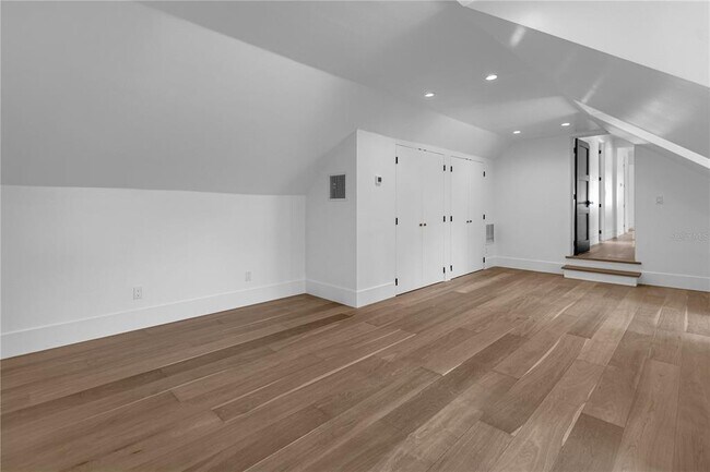 Building Photo - 1814 Barker Dr