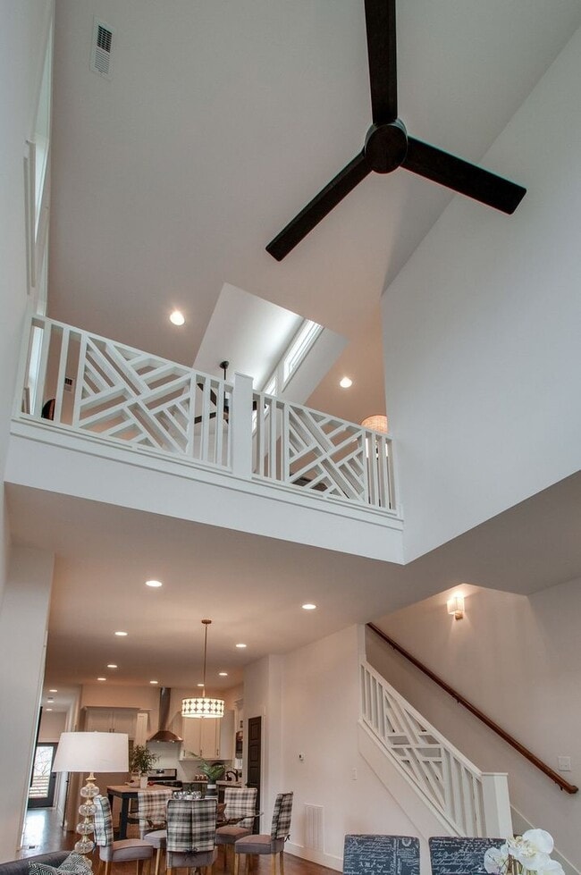 Building Photo - Amazing Location - 3 Bed, 2.5 Bath w/ Vaulted Ceilings and Covered Deck