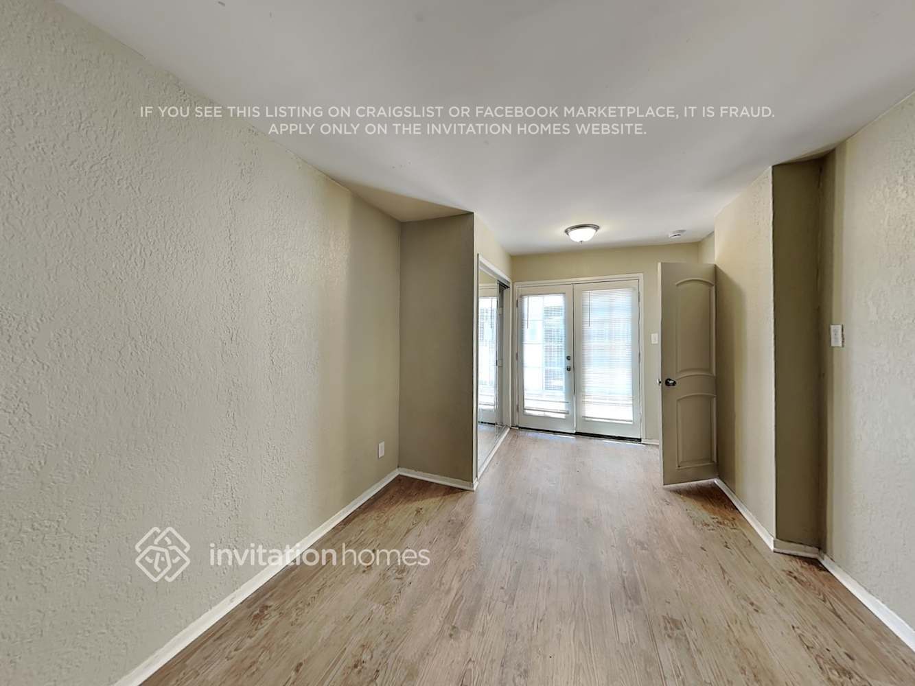 Building Photo - 15804 Mayall St
