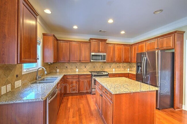Building Photo - 256 Barbours Lane