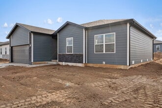 Building Photo - 1707 S West St