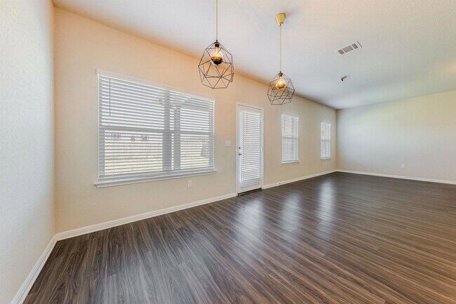 Building Photo - 1248 Fairhaven Gtwy