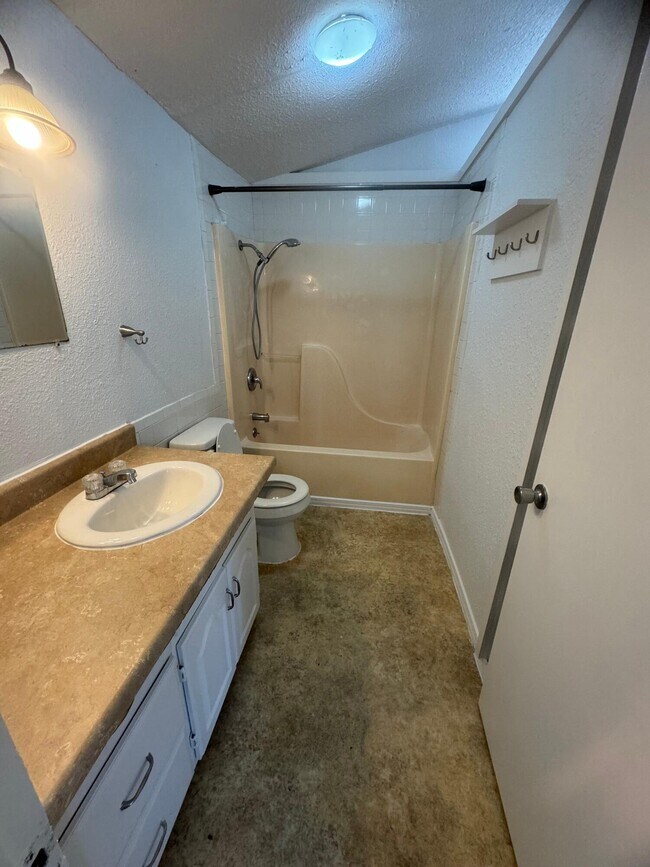 Building Photo - 2946 W Latoka St