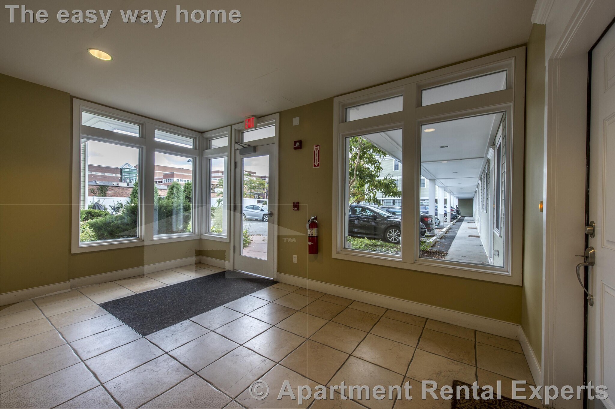 Building Photo - 110 Second St Unit #PH12