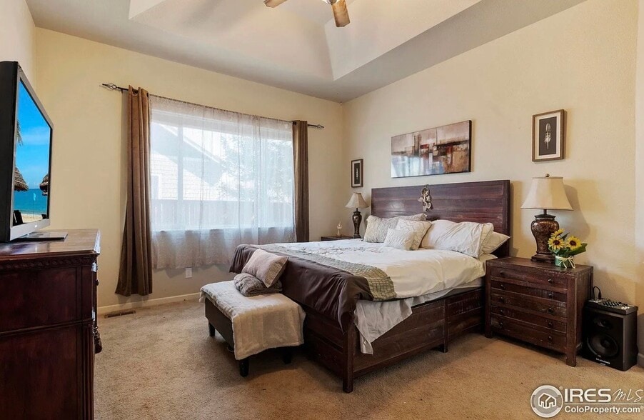 Building Photo - 882 Jenny Ln