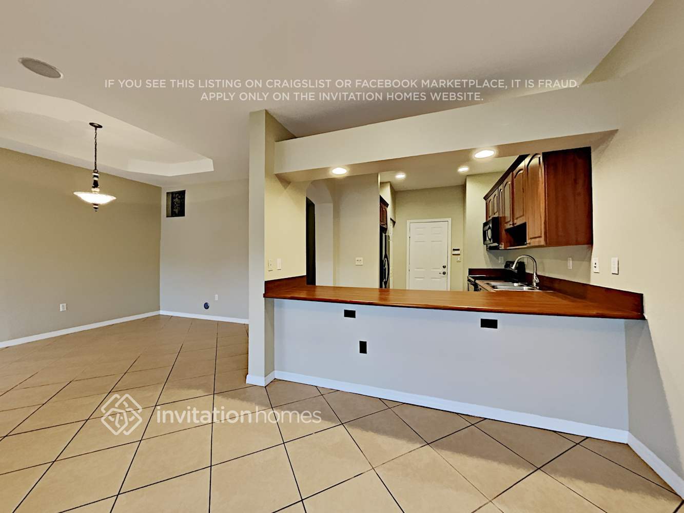 Building Photo - 5076 SW 141st Ave