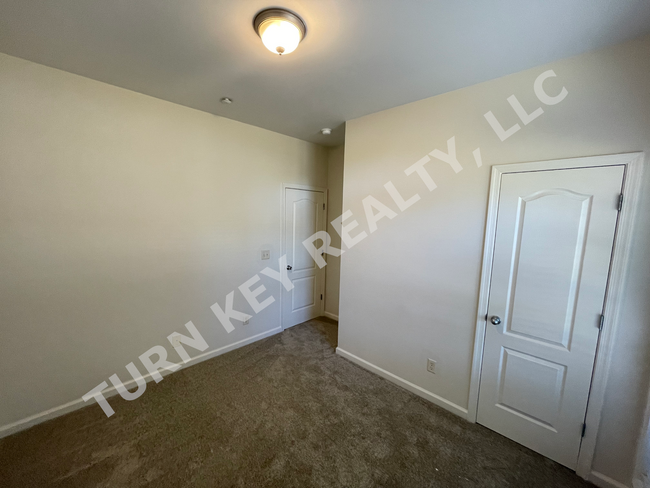 Building Photo - Townhouse for rent in Trussville