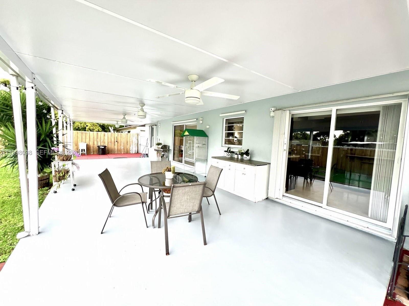 Building Photo - 1361 N Fieldlark Ln