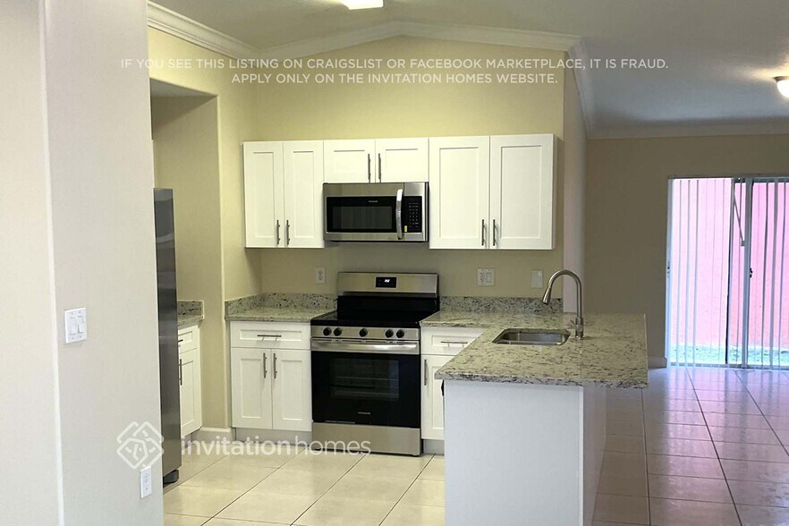 Building Photo - 14108 SW 145th Pl