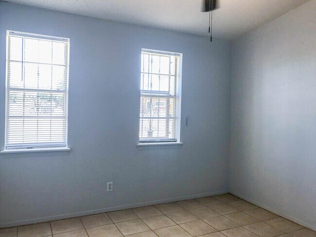 Building Photo - 5221 Edmonton Ave