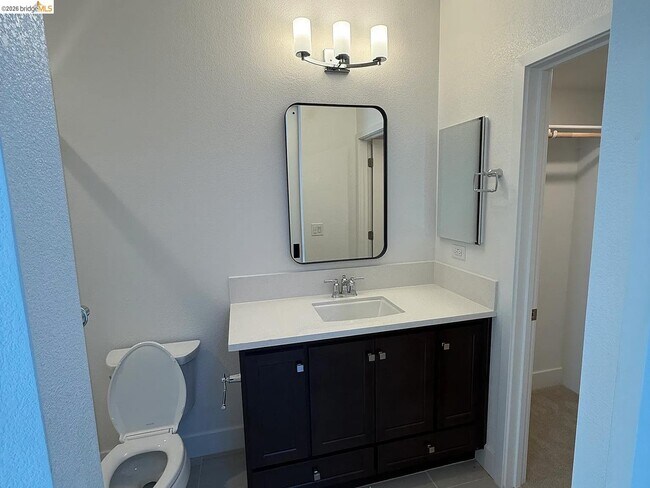 Building Photo - 451 Trellis Wy