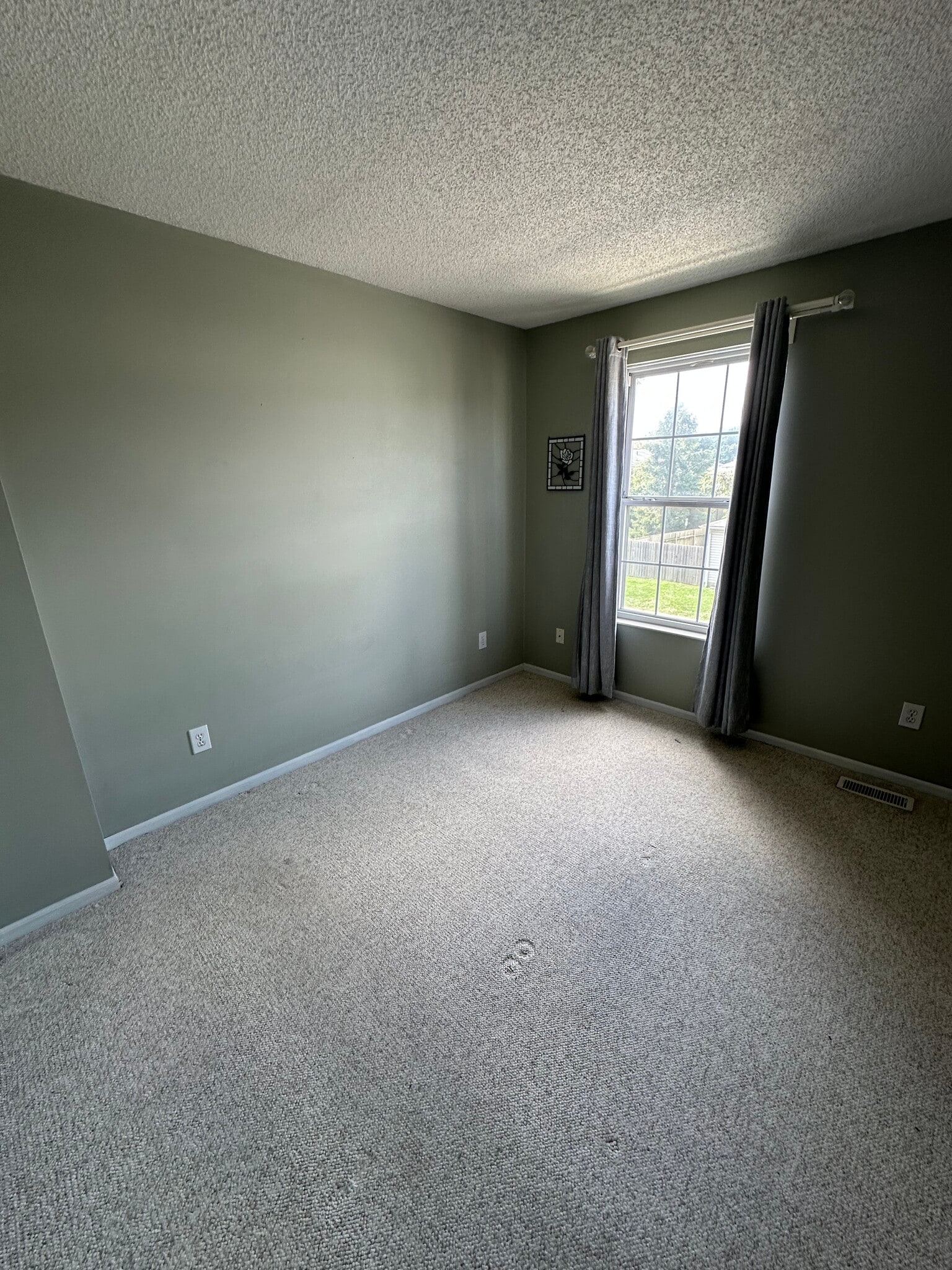 Building Photo - 1756 Bennigan Dr