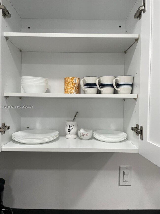 Building Photo - 3801 S Ocean Blvd