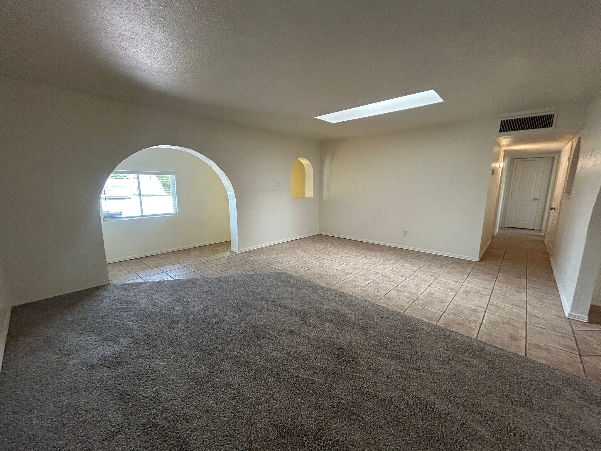 Building Photo - 3062 N 42nd Ave
