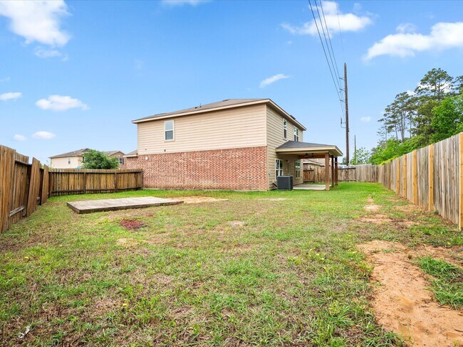 Building Photo - 8843 Leclaire Meadow Dr