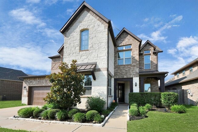 Building Photo - 28934 Endeavor River Rd