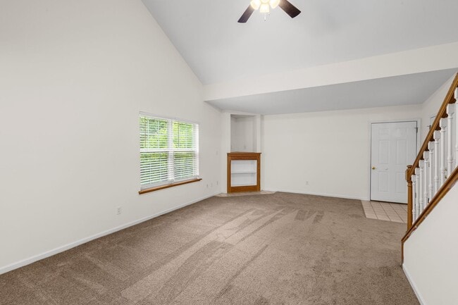 Building Photo - 1620-1622-1622 Juniper Dr