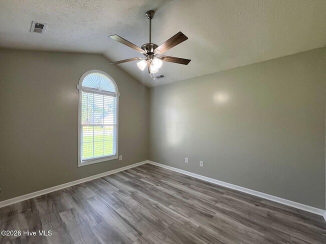 Building Photo - 108 Chapel Hill Dr