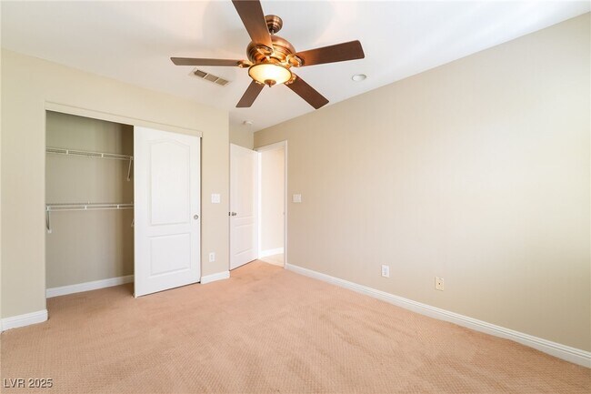 Building Photo - 74 Graythorn Mountain Ct