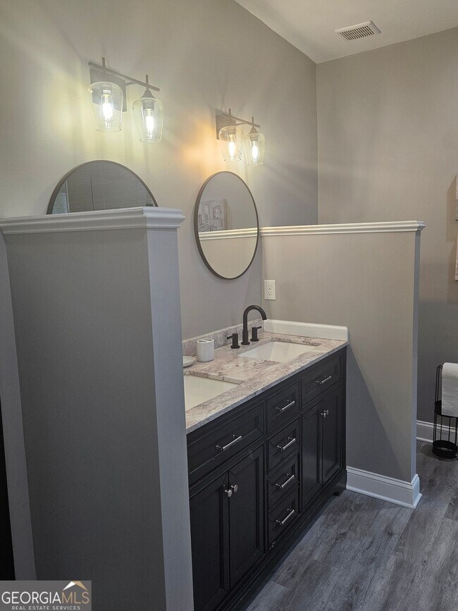 Building Photo - 2429 Hosea L Williams Dr SE