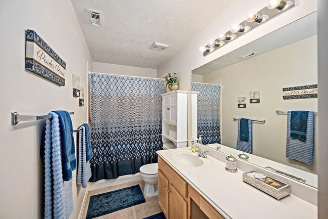 Building Photo - 11506 Aucuba Ln