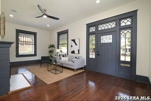 Building Photo - 207 Loretta Pl