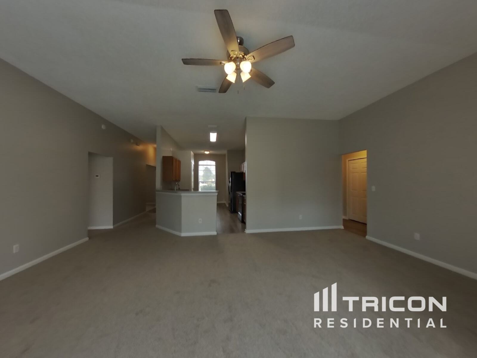 Building Photo - 3705 Woodbriar Dr