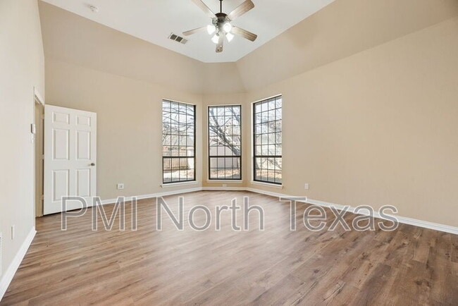 Building Photo - 2673 Pine Trail Dr