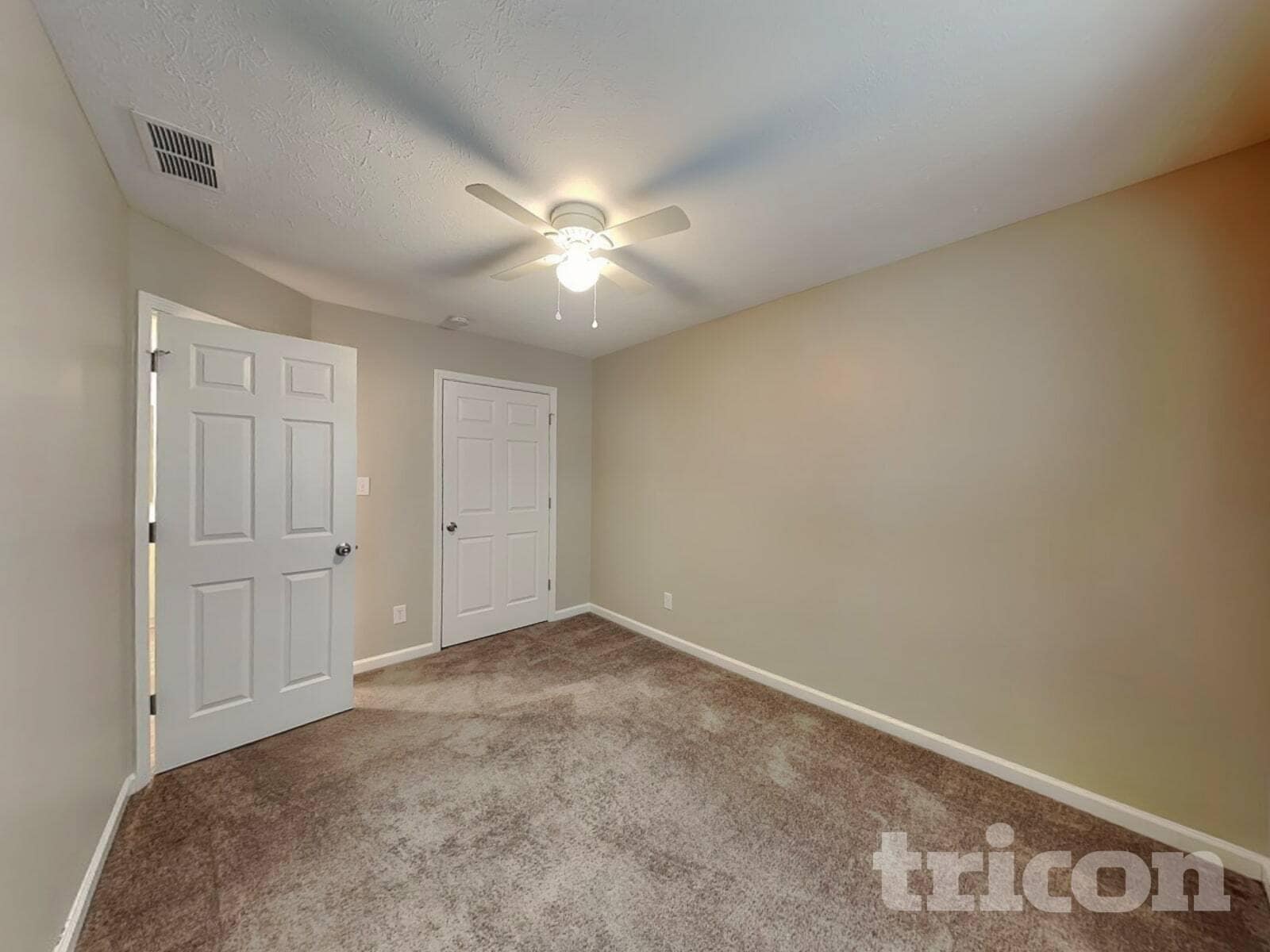 Building Photo - 1096 Tomahawk Pl