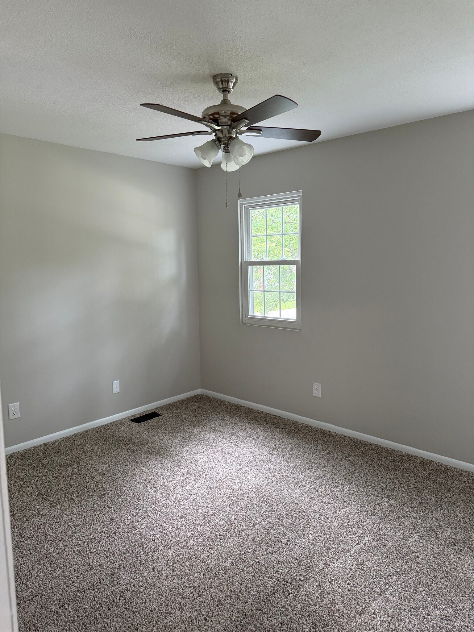 Building Photo - 1293 Deblin Dr