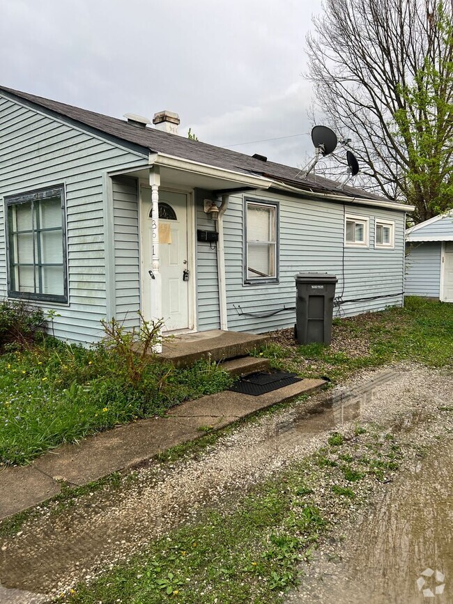 Building Photo - 1861 Bauer Rd