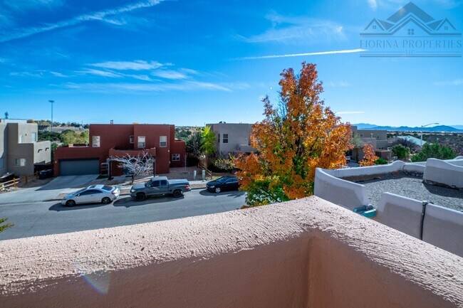 Building Photo - Serene Pueblo-Style Home in Tierra Contenta