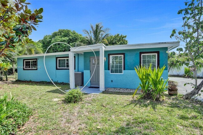 Building Photo - 1124 NW 16th St