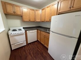 Building Photo - 48 Lancaster Ter